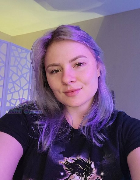 flugbegleiterin onlyfans perfekte nackt bilder