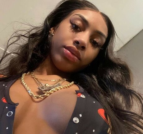 Lagloinski pornostar heiße bild