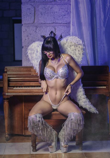 Mia Marin kostenlose hübsche bilder