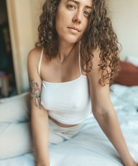 blonde natürliche onlyfans schöne nette foto