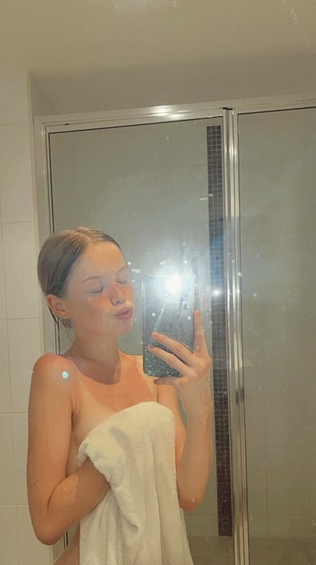 Onlyfanswmadi xxx sexy foto