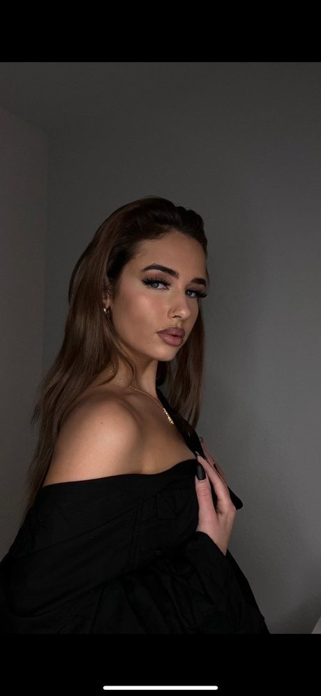 LENA GOLDSTEIN Bilder