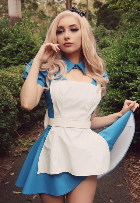 asiatische falsche titten onlyfans top erotische bild