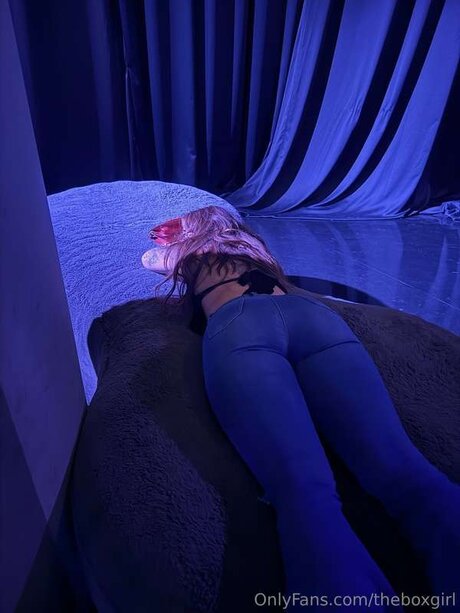 theboxgirl kunst exklusive foto