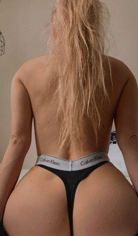 Bad Lou Lou schauspielerin erwachsene bilder