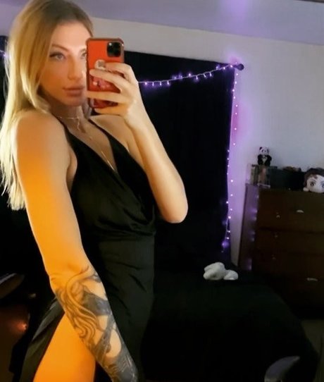 va1kyriie perfekte exklusive bild