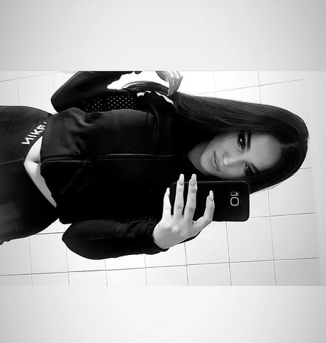 Madalina Mates pornografische bilder