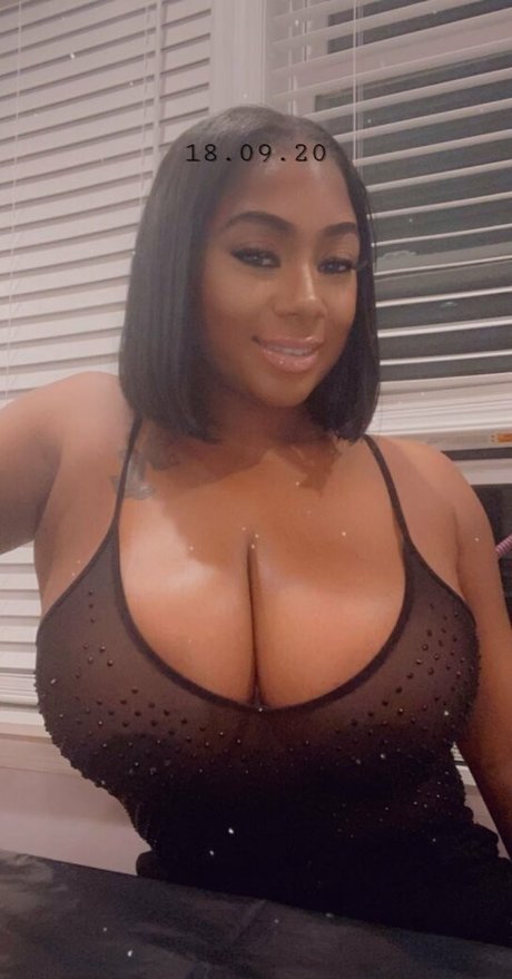 therealchanellealicia pornographische bilder