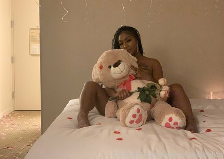 therealchanellealicia model hübsche galerie