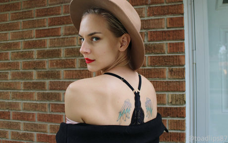 toadlips87free heiße akt foto