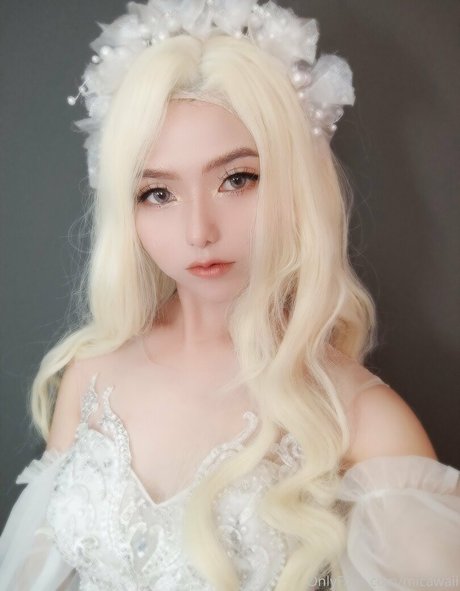 mica 03021993 xxx exklusive galerien