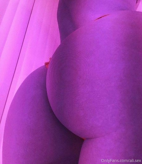 mollige teen-onlyfans sexy kunst archiv