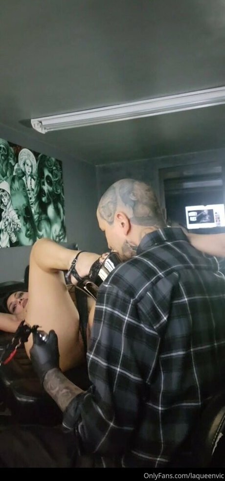 laqueenvic kunst erwachsene foto