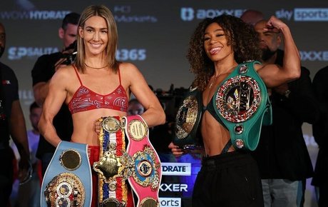 Mikaela Mayer schöne nackt foto