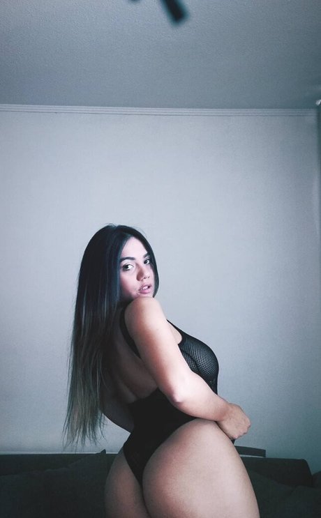 Toomuchtumbao model schöne fotos