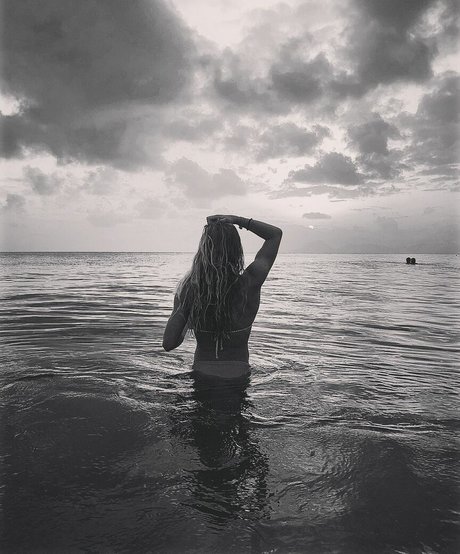 Juliette Bossu top nackte fotos