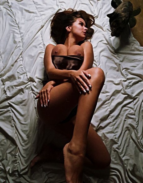 Anna Trandyusha xxx top bild