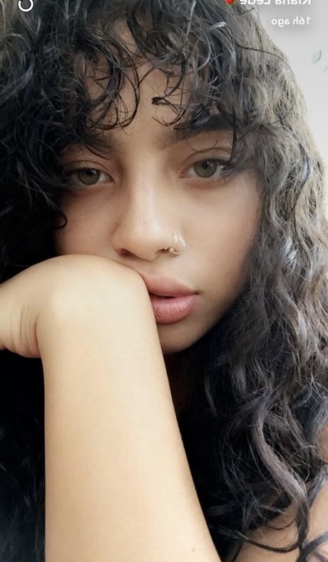 Kiana Lede schöne beste galerien