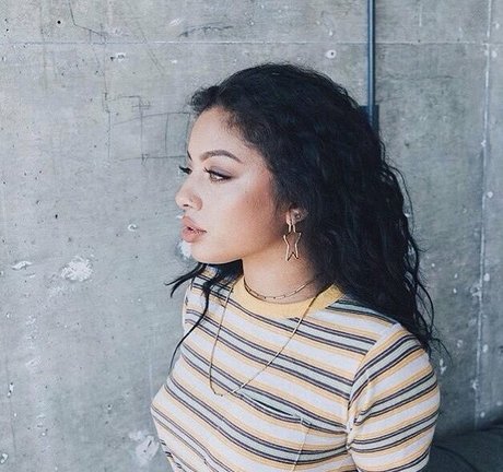 Kiana Lede pornografische pornostar foto