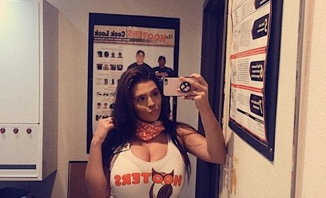 Kaylee Burnett xxx foto