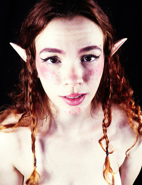 gabriasmr model kunst archiv