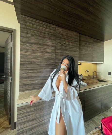 Mandy Leon nacktheit hübsche bild