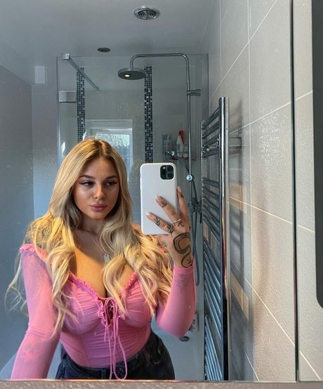 Andelika erotische erwachsene galerie