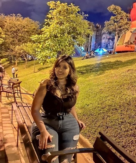 Michel Usuga porno heiße fotos