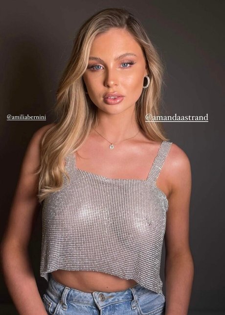 Amanda Strand hübsche erotische galerien