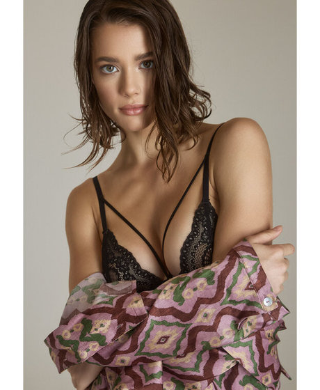 Michelle Ellyse Schlaman exklusive nette fotos