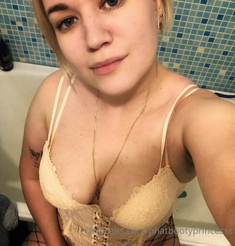 phatbootyprincesss schöne bilder