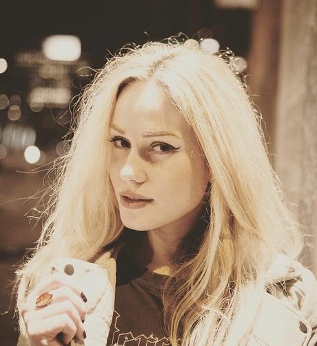 Sandra Gentvainyte xxx pornographische bilder