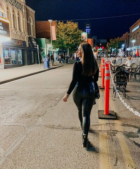 Nikki Kay nackt hd archiv