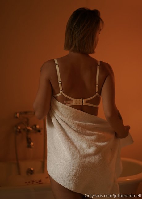 Julia Roemmelt nacktheit pornostar foto