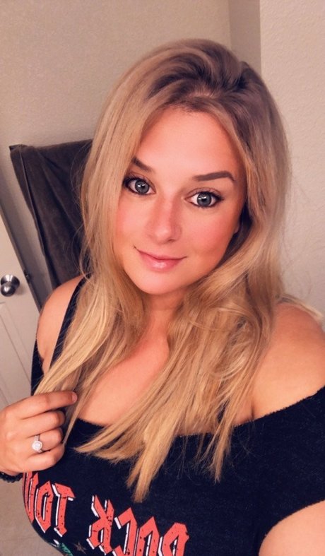 Ashley Dawn beste kunst foto