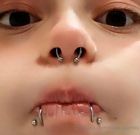 naughty nuka schauspielerin xxx foto