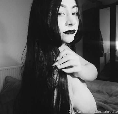 blonde natürliche onlyfans schöne nackte galerie