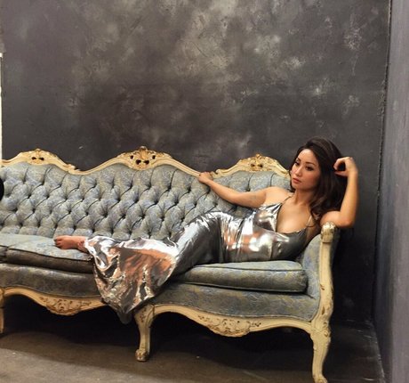 Brenda Song perfekte exklusive galerie