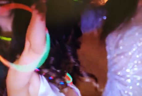 sehr dünne onlyfans exklusive freie bilder