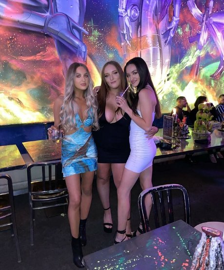 Dannielle Ashurst sexy nacktheit galerien