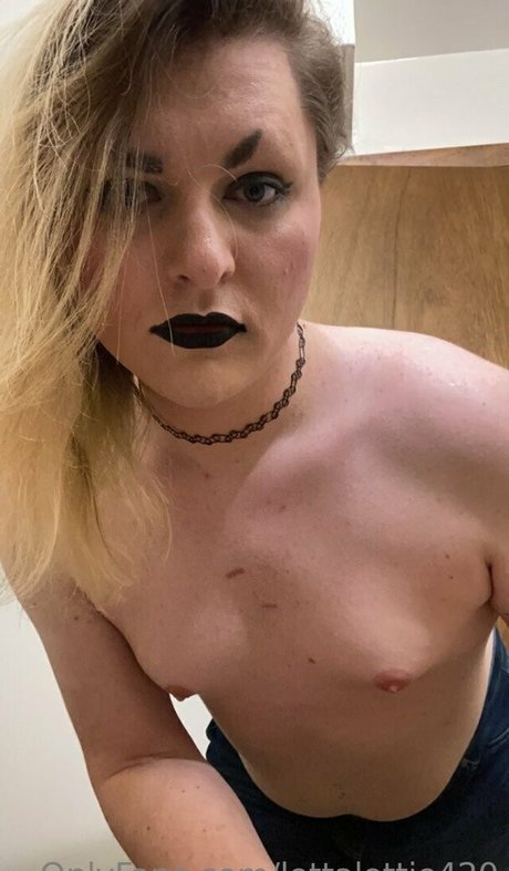 lottalottie420 nackt exklusive galerie