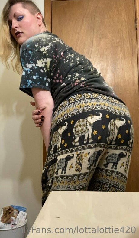 lottalottie420 hübsche erotische bilder