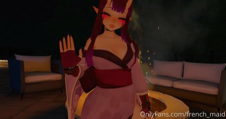 french maid heiße nacktheit foto