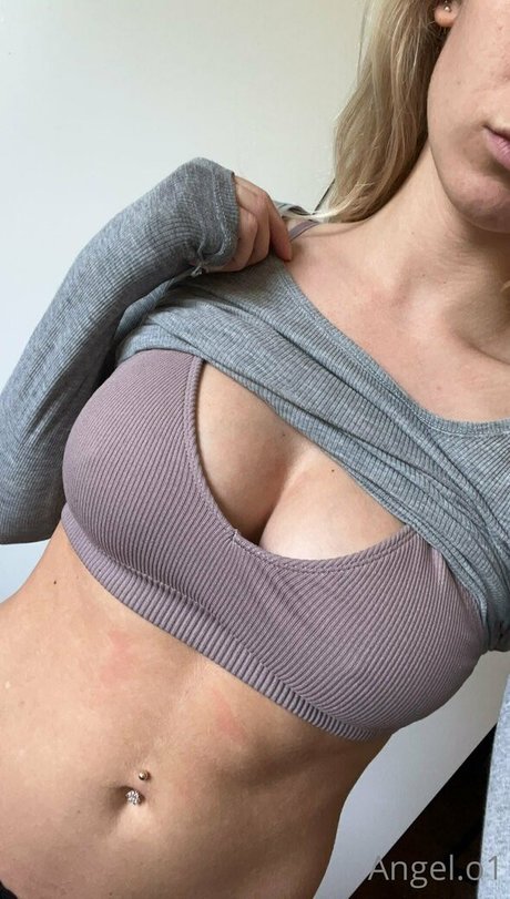 angel o1 erotische akt foto