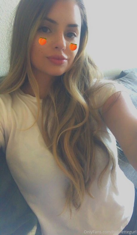 brunettegurl heiße top fotos