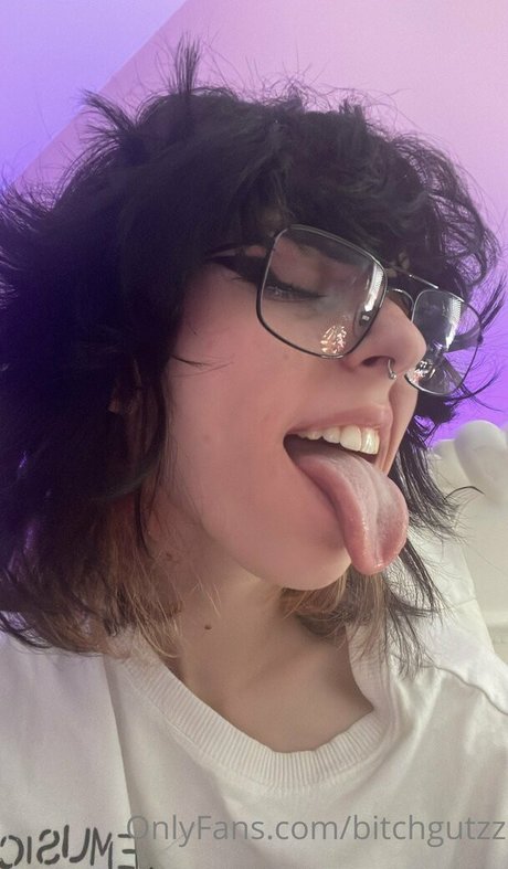 bitchgutzz hübsche heiße bilder