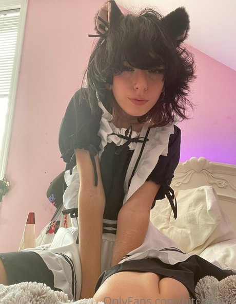 bitchgutzz schauspielerin erotische archiv