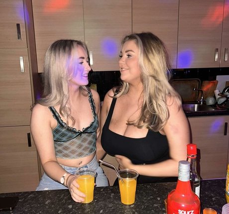 Katherine H pornostar hd foto