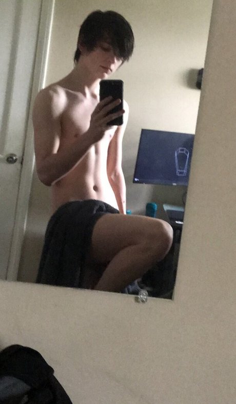 egotwink model erwachsene foto