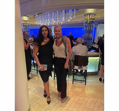 Katrina Louise Paul porno nacktheit foto